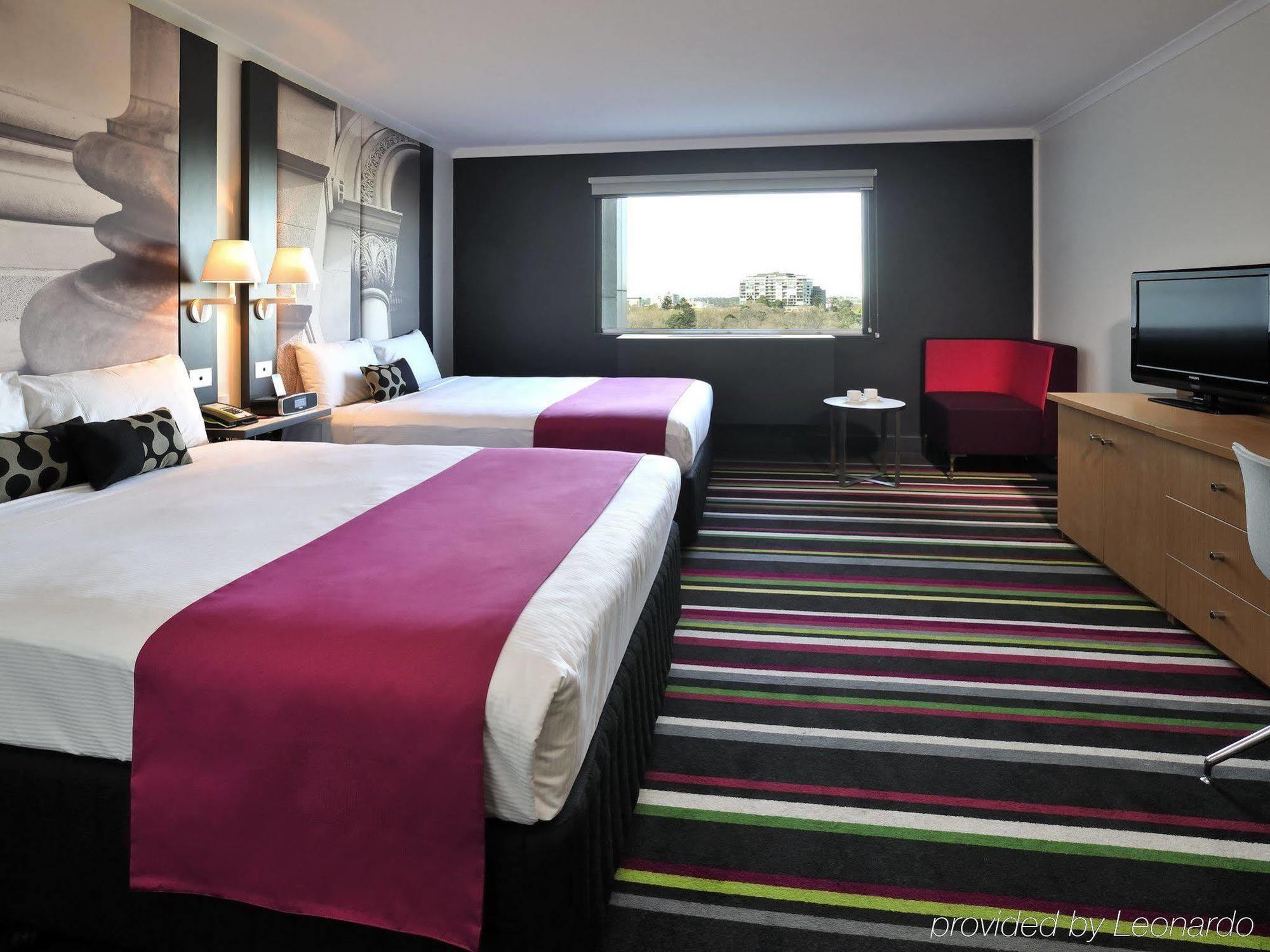 Mercure Melbourne Treasury Gardens ภายนอก รูปภาพ